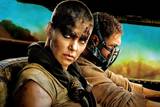 Kinopoisk-ru-mad-max_3a-fury-road-2574375-w-1024